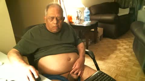 Snapshot of fredthetiger chatting on June 25, 2026, 3:17 am fredthetiger online show from June 25, 2026, 3:17 am