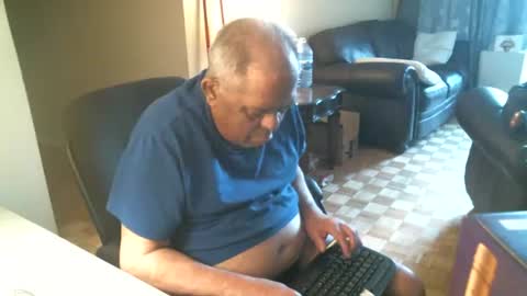 Snapshot of fredthetiger chatting on July 2, 2026, 11:44 pm fredthetiger online show from July 2, 2026, 11:44 pm