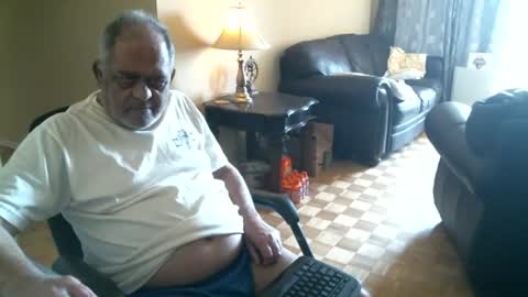 Snapshot of fredthetiger chatting on July 7, 2026, 7:29 pm fredthetiger online show from July 7, 2026, 7:29 pm