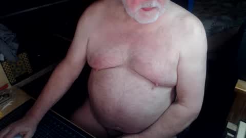 Snapshot of free_amos chatting on February 5, 2026, 5:23 am free_amos online show from February 5, 2026, 5:23 am