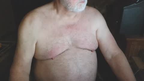 Snapshot of free_amos chatting on April 2, 2026, 6:44 am free_amos online show from April 2, 2026, 6:44 am