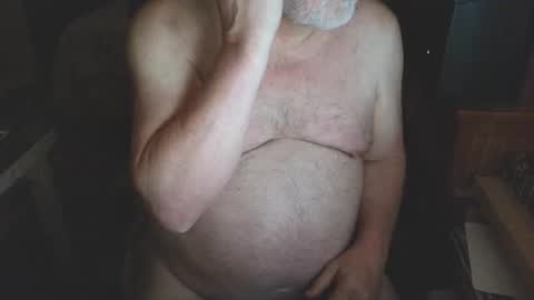 Snapshot of free_amos chatting on April 16, 2026, 5:19 am free_amos online show from April 16, 2026, 5:19 am