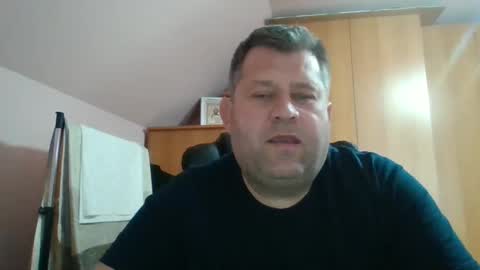 freeboy80180 online show from December 31, 2024, 11:53 am