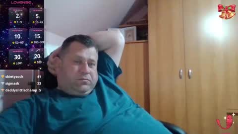 freeboy80180 online show from March 5, 2025, 8:53 pm