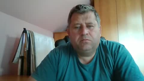 freeboy80180 online show from September 15, 2025, 2:06 pm