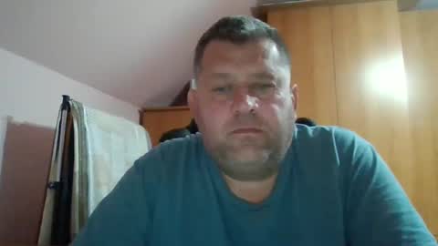 freeboy80180 online show from November 5, 2025, 6:08 pm