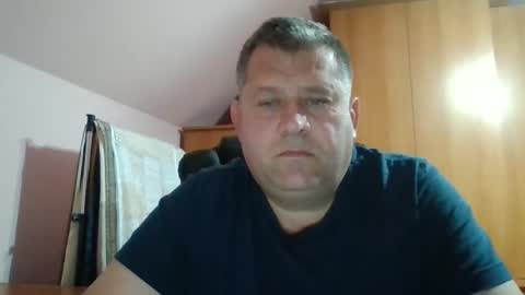 freeboy80180 online show from November 10, 2025, 3:44 pm