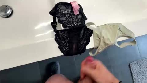 the jerkking online show from December 20, 2025, 10:44 am