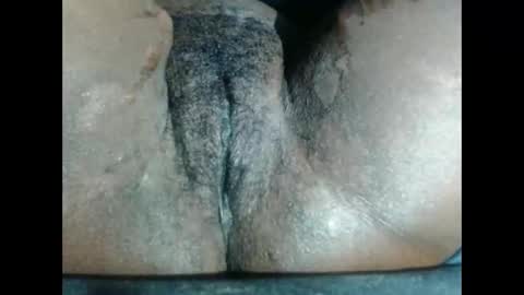 Snapshot of freelady1011 chatting on December 17, 2025, 3:45 am babyyo online show from December 17, 2025, 3:45 am