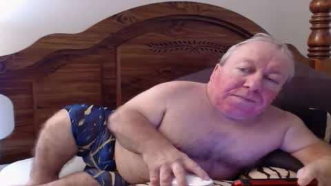 Cute Lil Man online show from November 15, 2025, 7:27 am