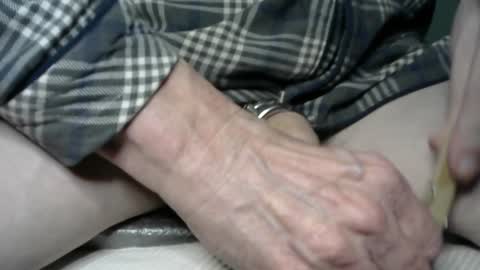 Snapshot of freewillie1234 chatting on December 9, 2024, 1:29 am I am a total slave slut. I would like to have multiple owners to use me every day. online show from December 9, 2024, 1:29 am