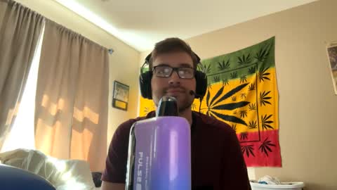 freezeskiii online show from September 8, 2025, 4:39 pm