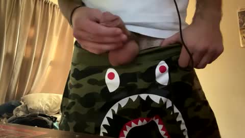 freezeskiii online show from September 24, 2025, 1:47 pm