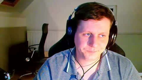 French fries online show from October 17, 2025, 5:15 pm