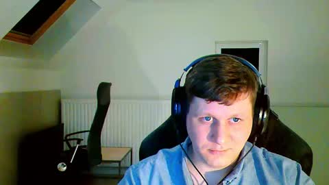 French fries online show from October 19, 2025, 5:57 pm