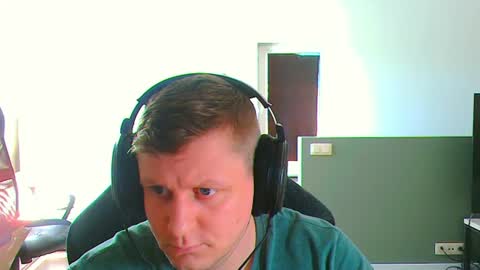 Snapshot of frenchfrieswithmayo chatting on June 20, 2026, 12:19 pm French fries online show from June 20, 2026, 12:19 pm