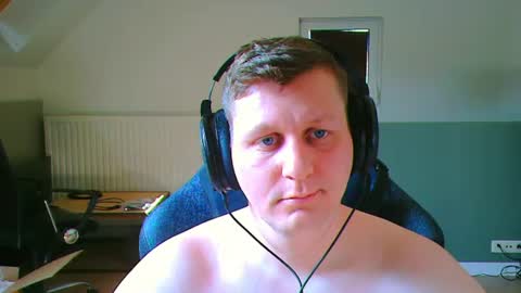 Snapshot of frenchfrieswithmayo chatting on June 27, 2026, 2:34 pm French fries online show from June 27, 2026, 2:34 pm