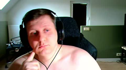 Snapshot of frenchfrieswithmayo chatting on July 24, 2026, 6:06 pm French fries online show from July 24, 2026, 6:06 pm