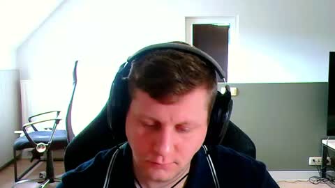 Snapshot of frenchfrieswithmayo chatting on July 26, 2026, 2:35 pm French fries online show from July 26, 2026, 2:35 pm