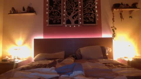 French Horny Bibs online show from December 28, 2024, 8:36 pm