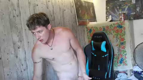 French Horny Bibs online show from July 14, 2026, 10:21 am