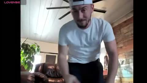 fresher1221 online show from January 9, 2026, 10:55 pm