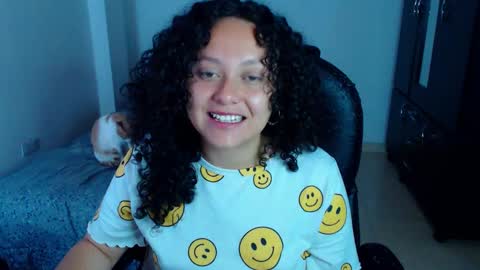 Louise  online show from September 15, 2025, 12:16 pm