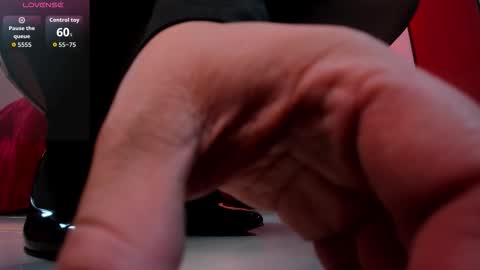 Snapshot of freya_26 chatting on October 5, 2025, 12:58 pm Freya online show from October 5, 2025, 12:58 pm