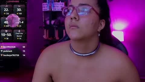 Snapshot of freya_aspen chatting on January 24, 2025, 4:59 am online show from January 24, 2025, 4:59 am