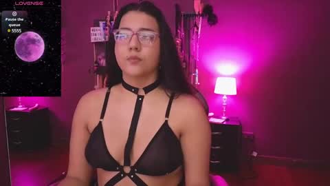 Snapshot of freya_aspen chatting on January 27, 2025, 9:55 pm online show from January 27, 2025, 9:55 pm