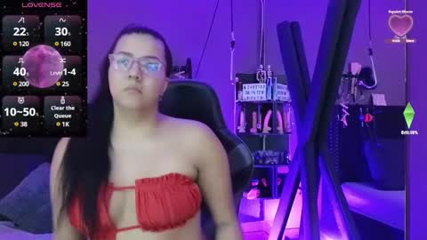 Snapshot of freya_aspen chatting on February 8, 2025, 11:55 pm online show from February 8, 2025, 11:55 pm