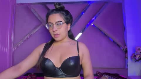 Freya online show from March 8, 2026, 3:21 am