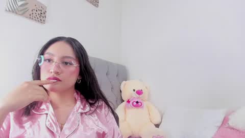 Snapshot of freya_sweet09 chatting on June 21, 2026, 7:44 am freya_sweet09 online show from June 21, 2026, 7:44 am