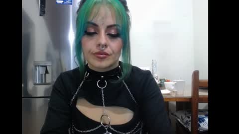 freyaa_sorceress online show from January 9, 2025, 11:25 am