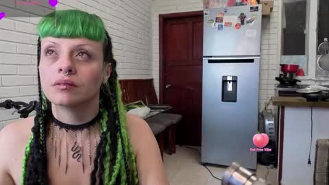 freyaa_sorceress online show from October 4, 2025, 6:50 pm