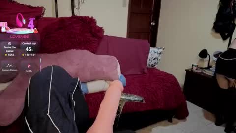 freyaa_sorceress online show from January 18, 2026, 11:08 pm