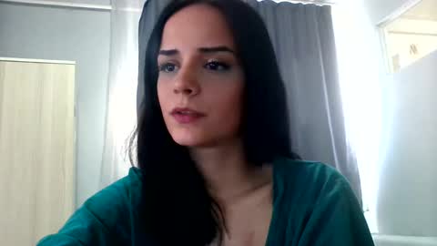 Freya online show from February 12, 2025, 1:37 pm
