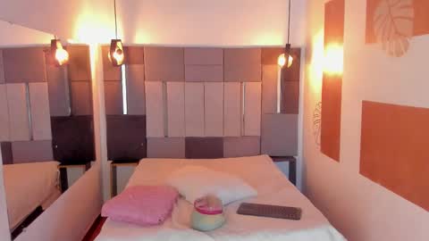  ALIS AND ALEX  online show from January 12, 2026, 4:07 am