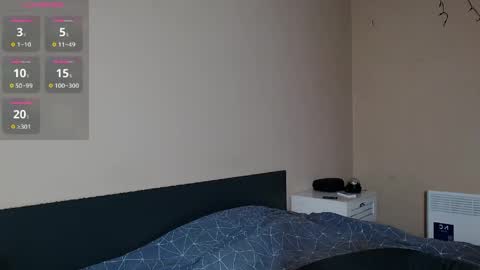 FreyaOliver online show from June 1, 2026, 12:29 pm