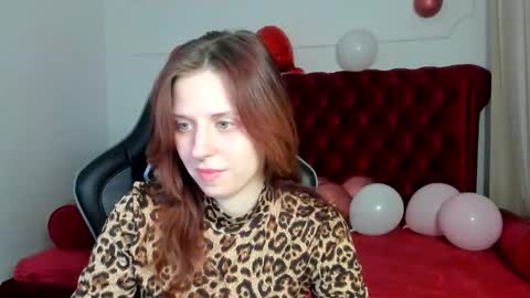 FreyaVey online show from February 19, 2026, 5:36 am