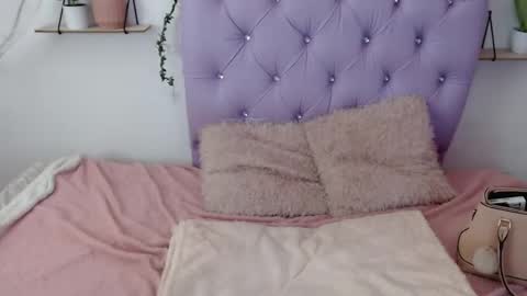 Freyja online show from September 25, 2025, 9:29 pm