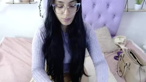 Freyja online show from October 8, 2025, 9:34 pm