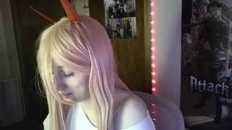 FreyaTheGemini online show from October 29, 2025, 4:26 am