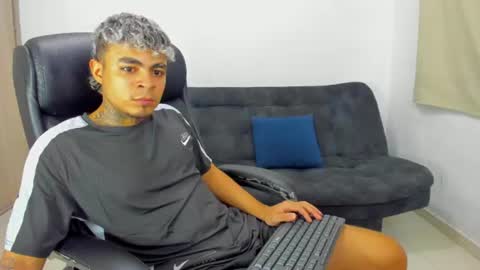 Snapshot of freyva_ chatting on July 13, 2026, 5:54 am freyva_ online show from July 13, 2026, 5:54 am