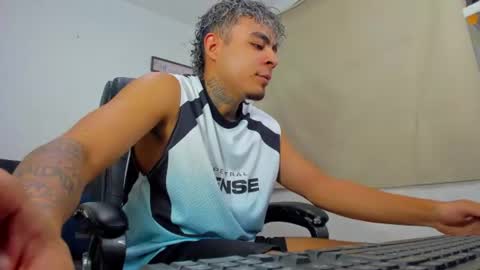 Snapshot of freyva_ chatting on July 15, 2026, 3:01 am freyva_ online show from July 15, 2026, 3:01 am