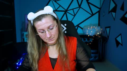 Frida Tander online show from December 26, 2024, 12:16 pm