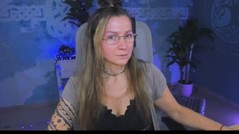 Frida Tander online show from December 29, 2024, 9:17 am