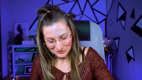 Frida Tander online show from February 16, 2025, 7:27 pm