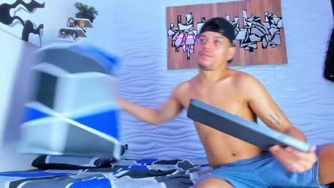 Adam y pitter online show from September 18, 2025, 2:08 pm