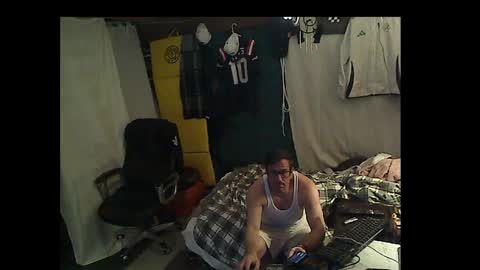 fromanotherplanet24 online show from April 16, 2026, 7:53 am